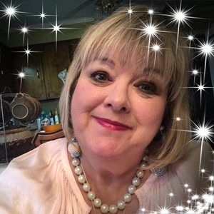 Meet your Posher, Dianna